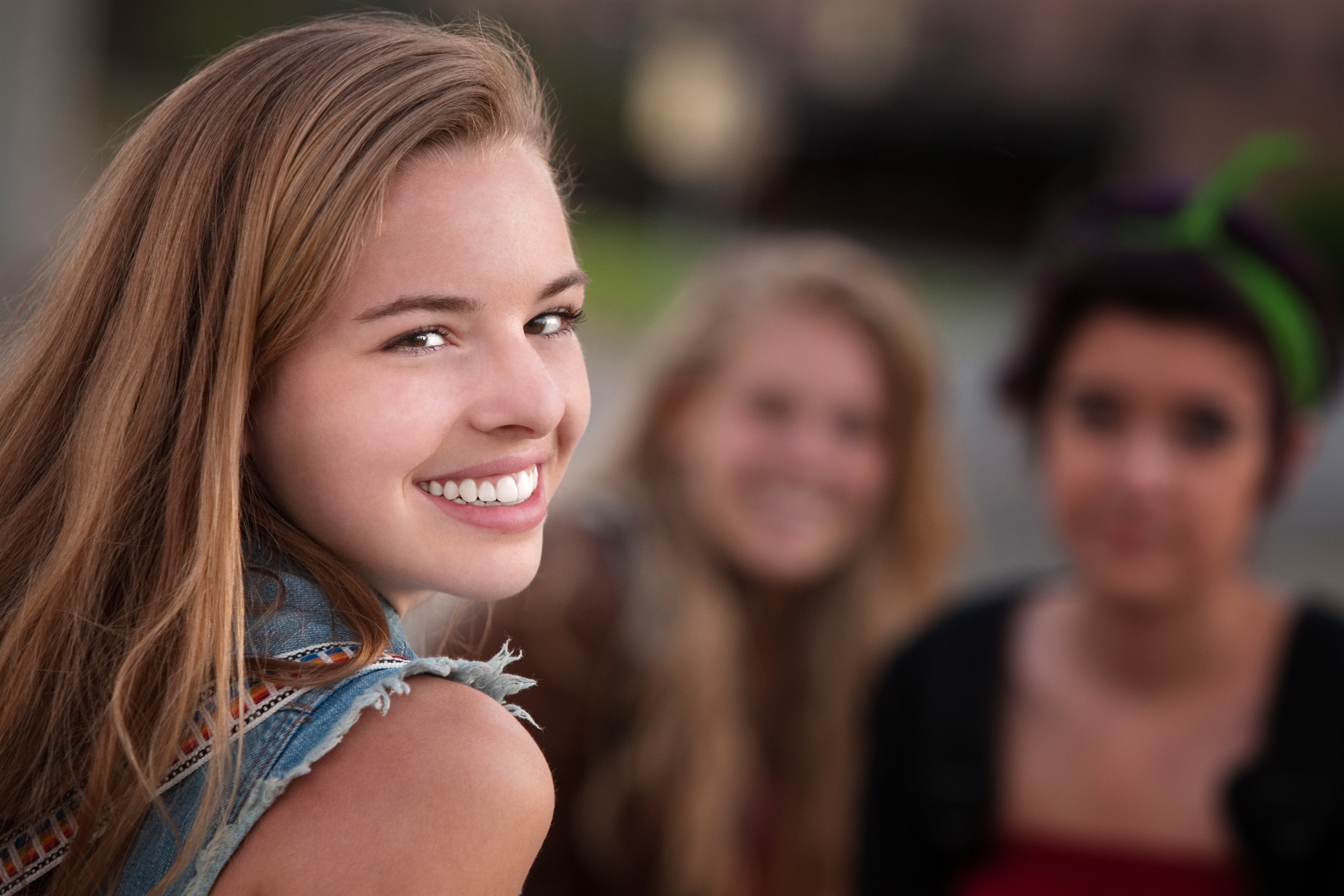 Happy teen girl | Source: Shutterstock