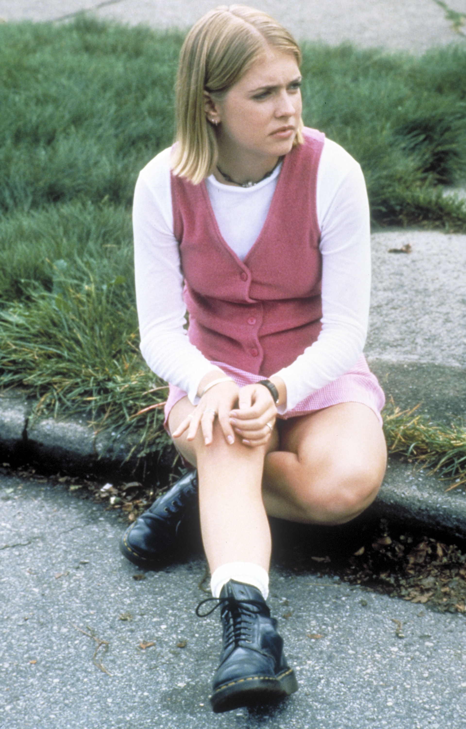 Melissa Joan Hart in the movie, "Sabrina, The Teenage Witch," in April 1996 | Source: Getty Images